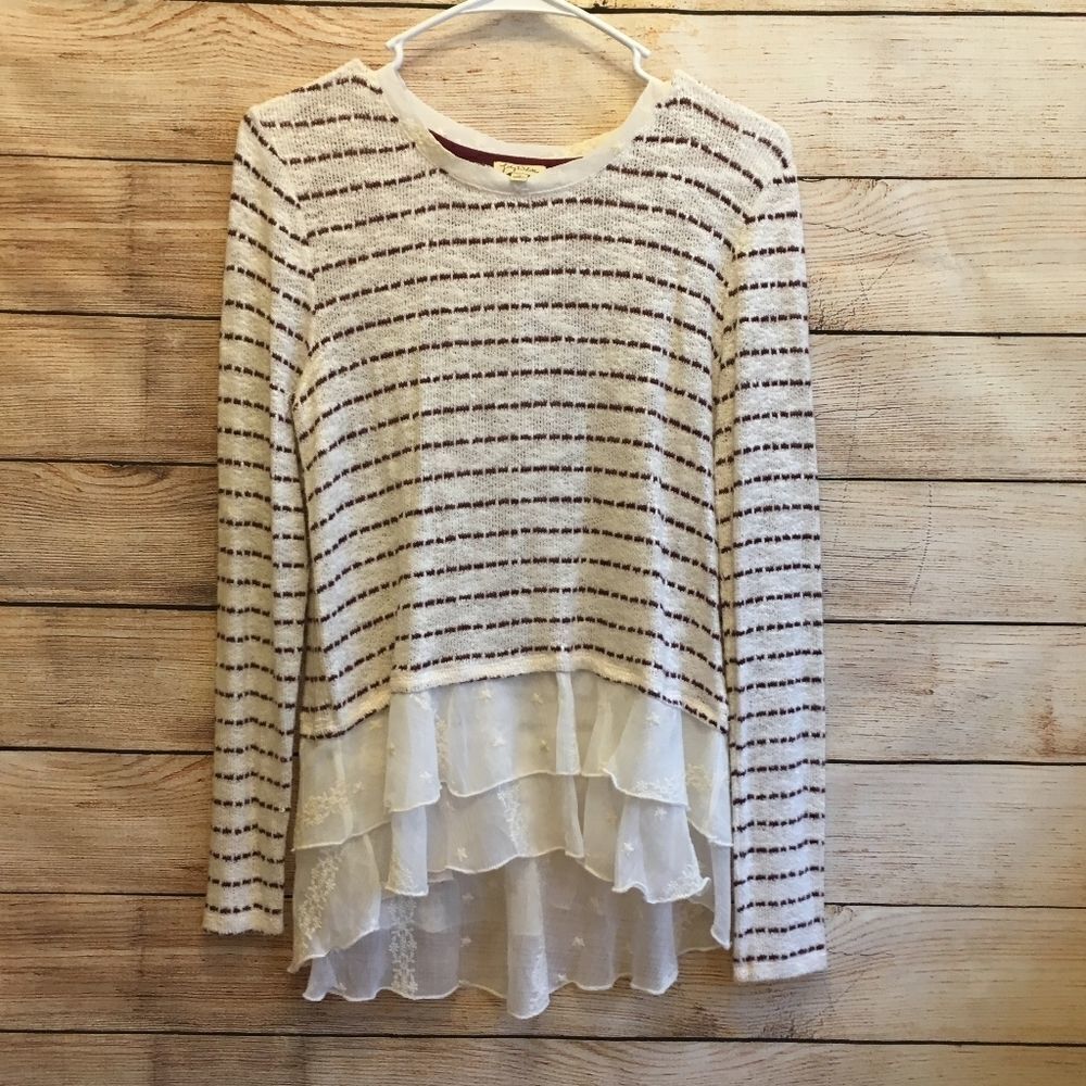 LILY WHITE KNIT TOP WITH DOUBLE RUFFLE HEM